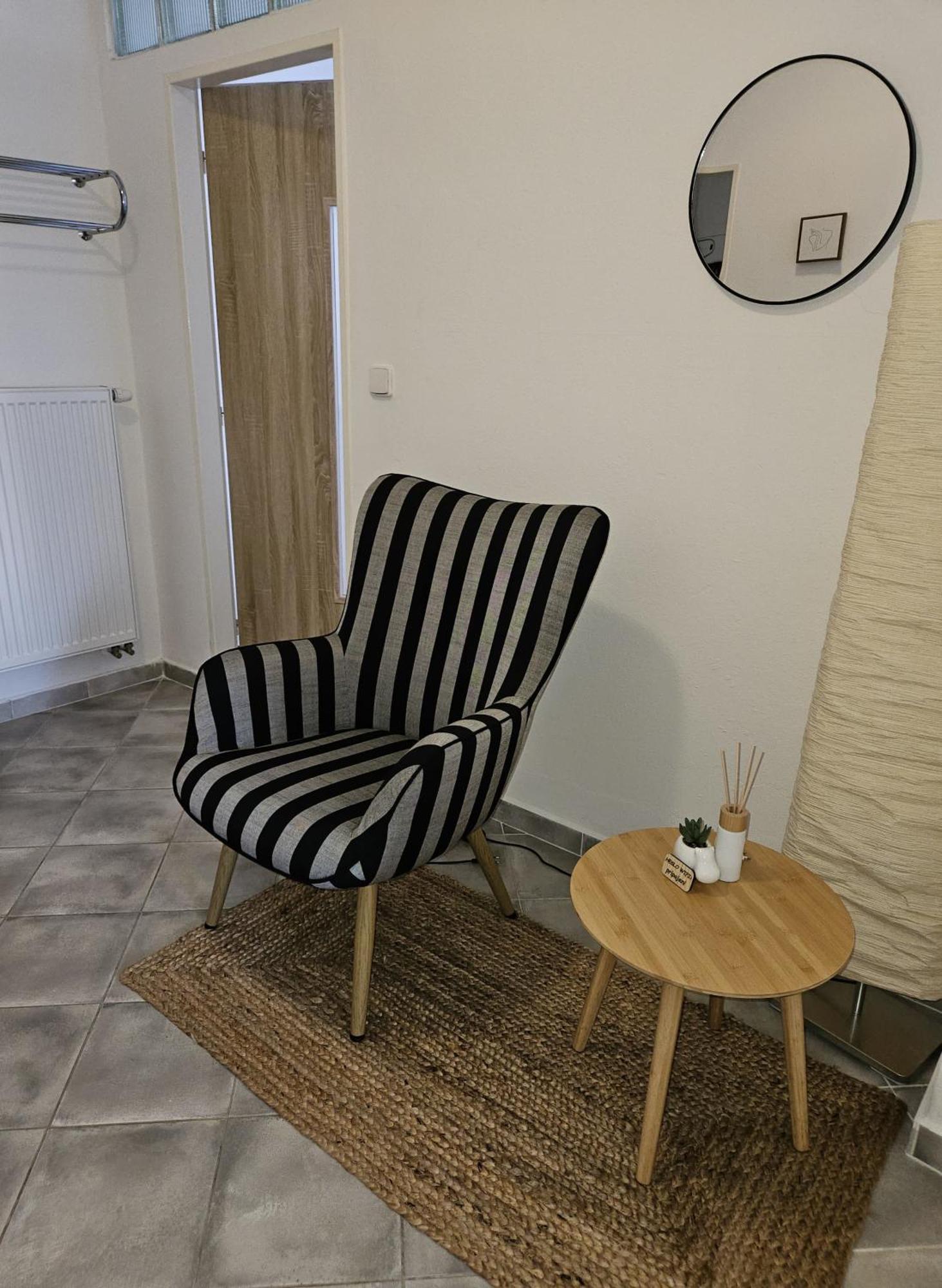 Rodinny Apartman U Kuby Chlumec nad Cidlinou Luaran gambar