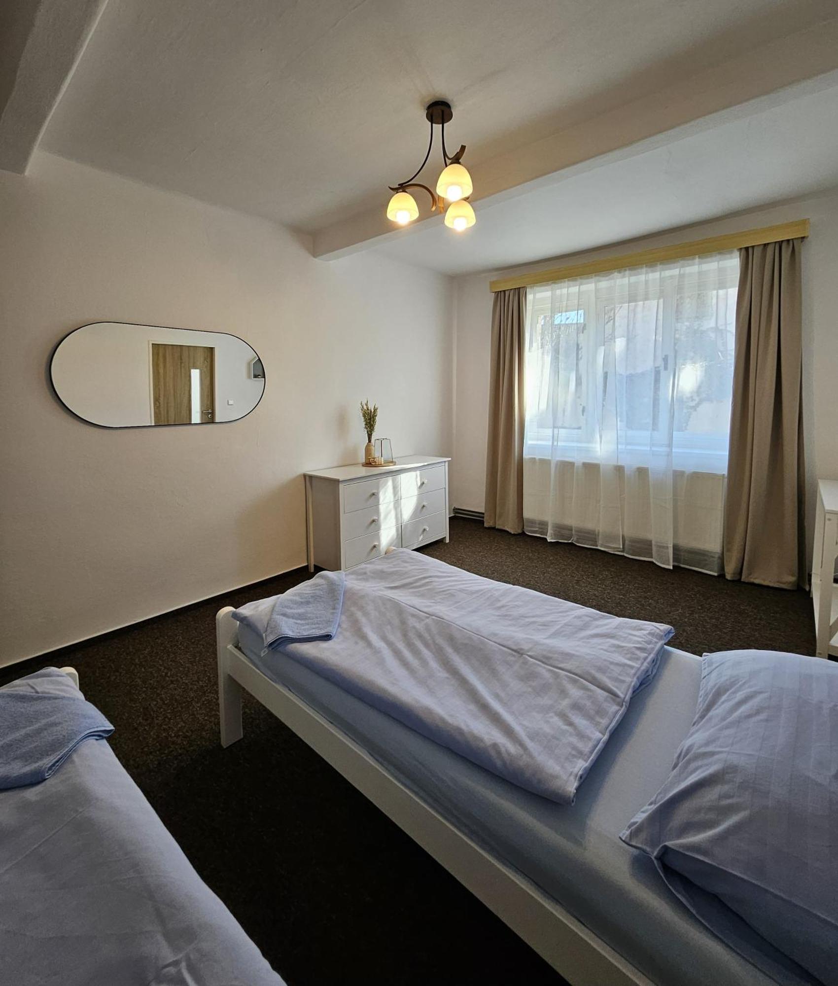 Rodinny Apartman U Kuby Chlumec nad Cidlinou Luaran gambar